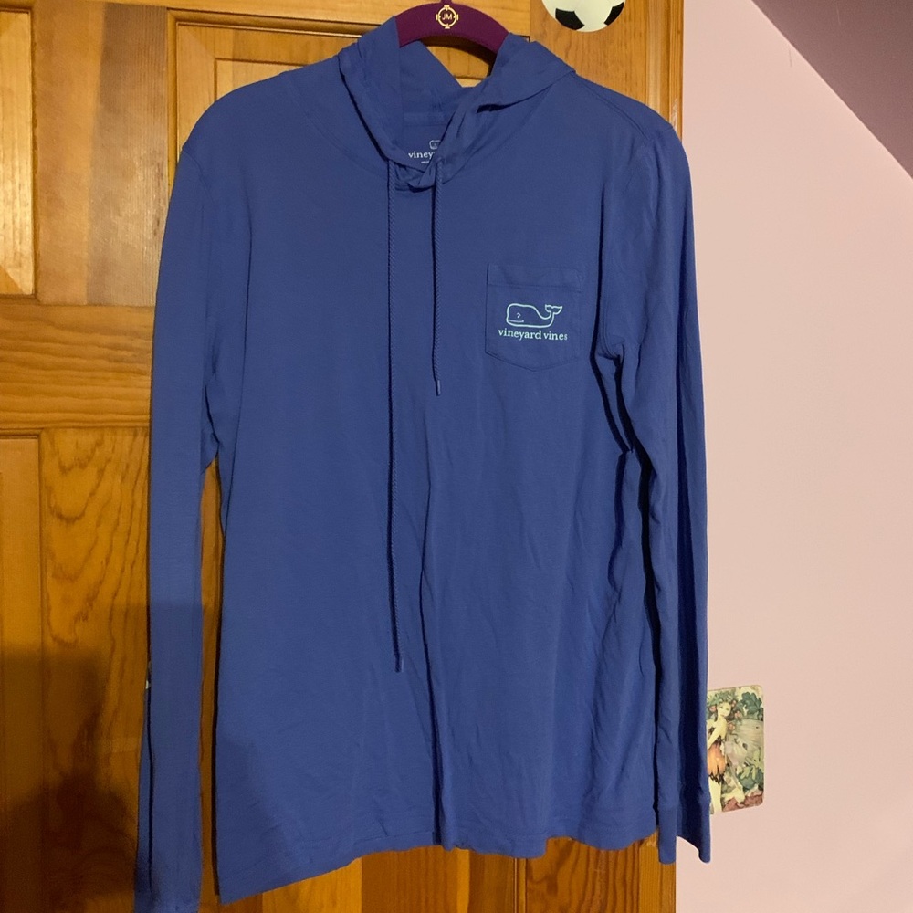 Vineyard vines light sweatshirt